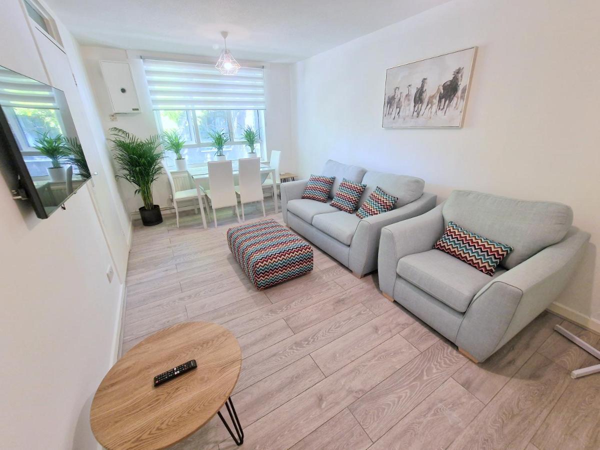 Apartament Flat In Battersea, 5 Minutes From Clapham Junction Station Londyn Zewnętrze zdjęcie