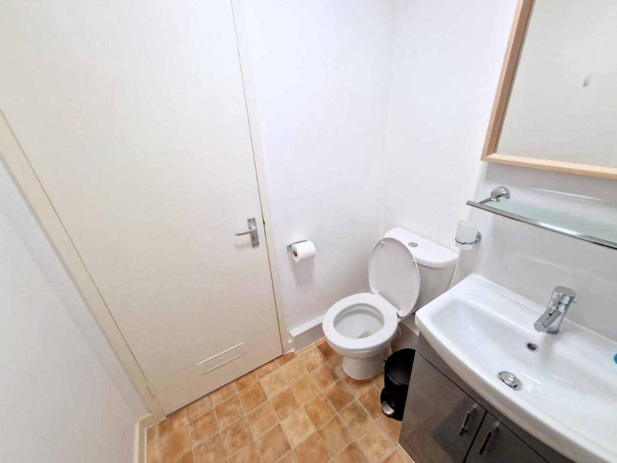 Apartament Flat In Battersea, 5 Minutes From Clapham Junction Station Londyn Zewnętrze zdjęcie