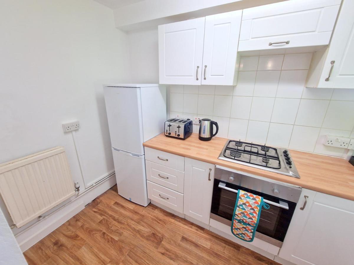 Apartament Flat In Battersea, 5 Minutes From Clapham Junction Station Londyn Zewnętrze zdjęcie